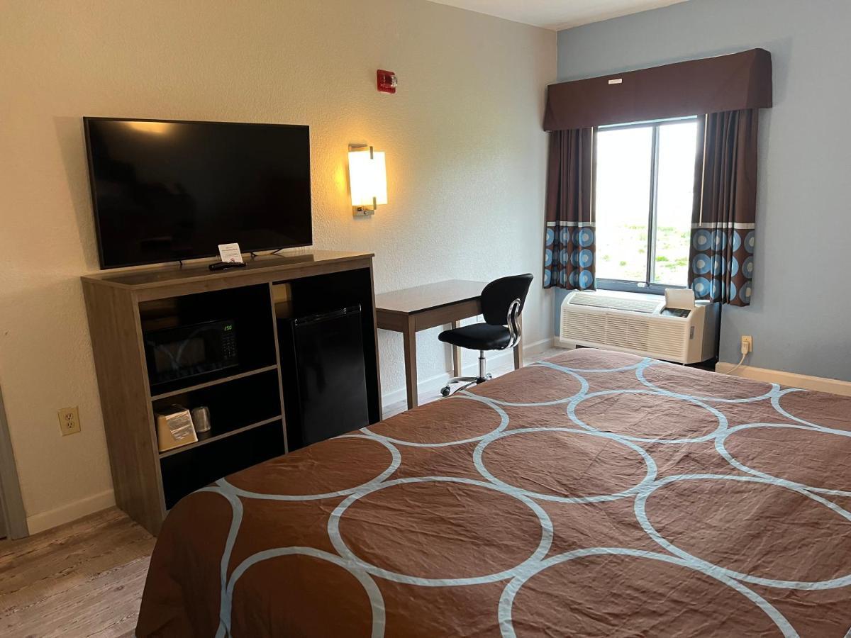 Super 8 By Wyndham Clemmons - Bermuda Run - Winston-Salem I-40 Motel Екстериор снимка