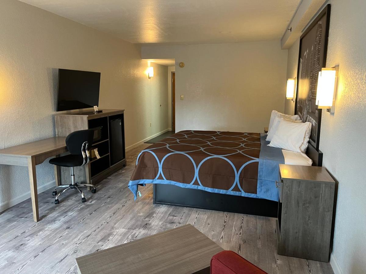 Super 8 By Wyndham Clemmons - Bermuda Run - Winston-Salem I-40 Motel Екстериор снимка
